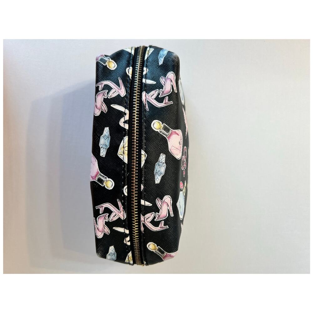 Rihanna Perfume Cosmetic Bag Black with Heels Jewelry Perfume Bottles - Picture 4 of 12